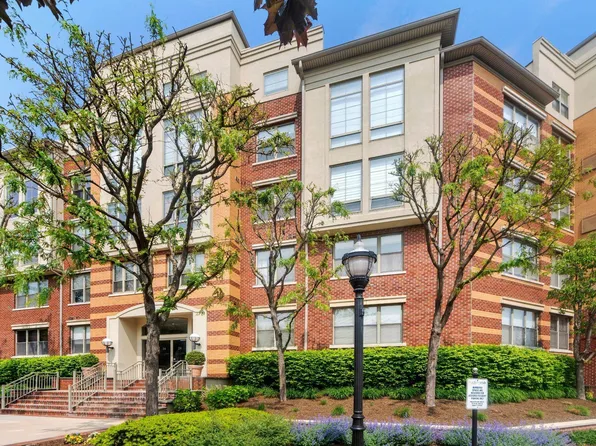 24 Avenue At Port Imperial #B37, West New York, NJ 07093