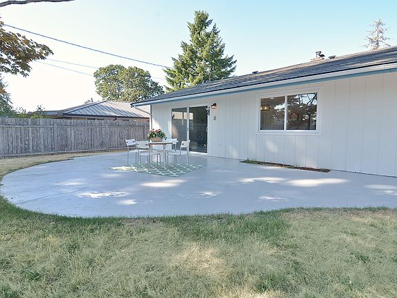 2nd image of 7834 Agate Dr SW