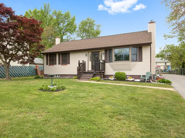 4005 Oak St, Wilmington, DE 19808