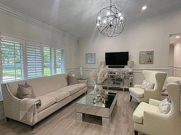 5th image of 8801 SW 124th St