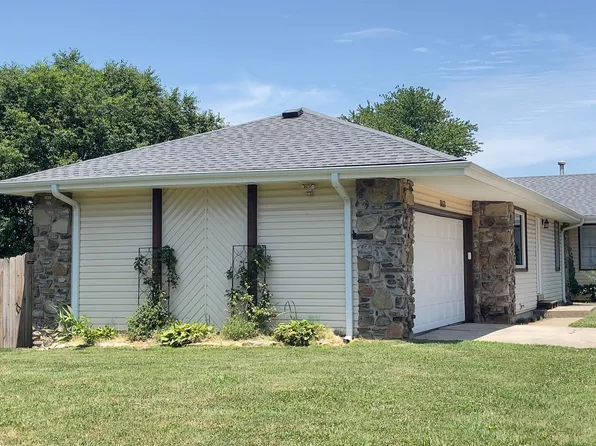 3053 W Roxbury St, Springfield, MO 65807