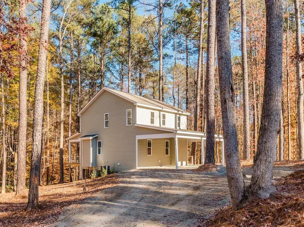 438 Motorcycle Rd, Clayton, NC 27527