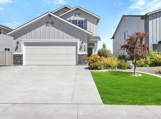 3488 W Remembrance Dr, Meridian, ID 83642
