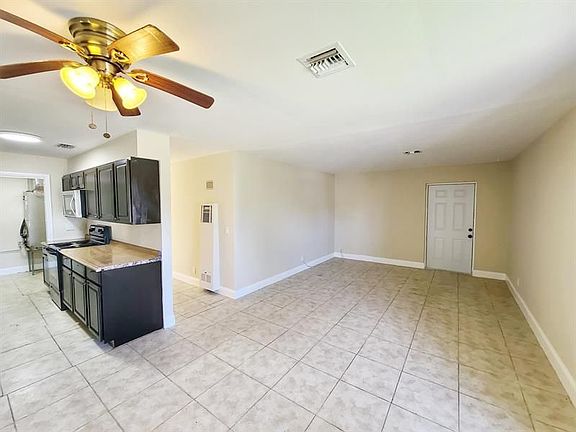 2nd image of 420 W Blue Heron Blvd APT 1