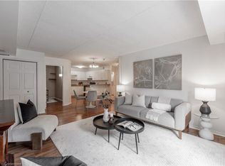 2010 Cleaver Ave #117, Burlington, ON L7M4C1