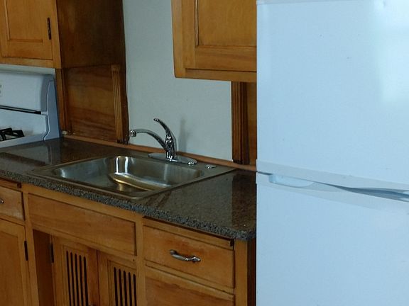4th image of 3831 Thomas Ave N APT 1