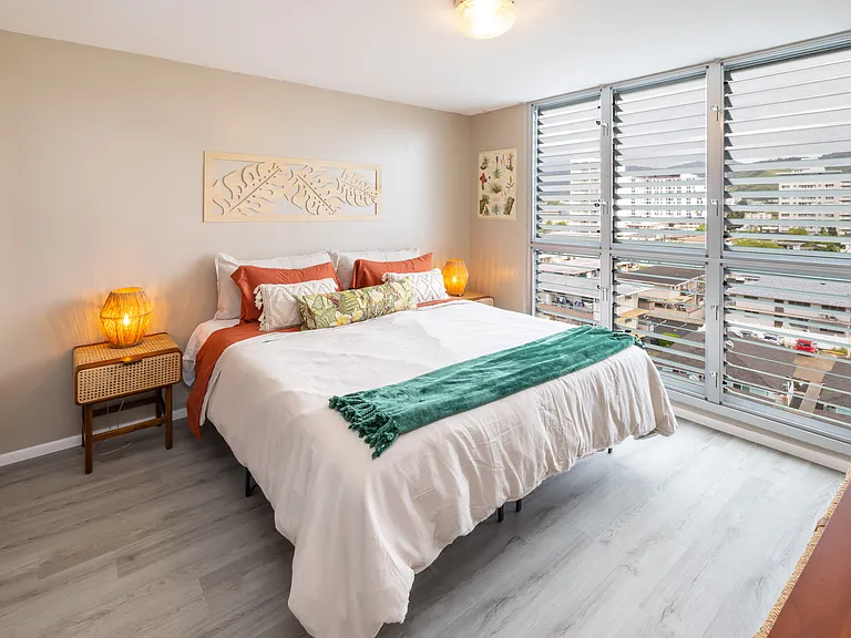 2440 Date St #702 — Photo 4