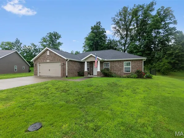 320 Tradition Dr, Cape Girardeau, MO 63701
