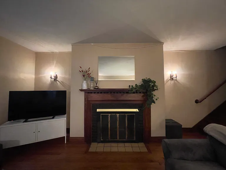2226 Kendall Ave — Photo 16