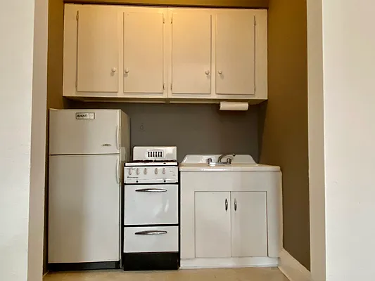 Rented by Brown Harris Stevens | media 12