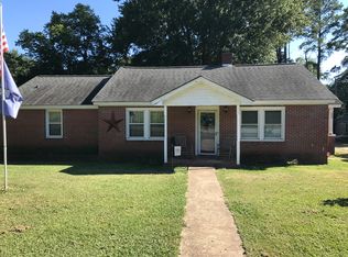 322 Marion St, Calhoun Falls, SC 29628