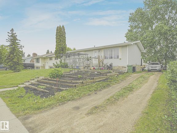 2nd image of 4902 52nd Ave