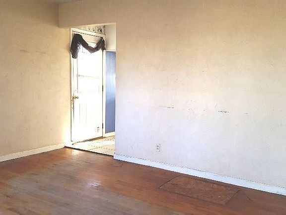 4th image of 415 N Kimberly Ave