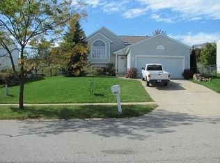 187 Rollingwood Dr NE, Rockford, MI 49341
