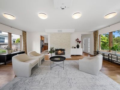25 Day St, Newton, MA, 02466