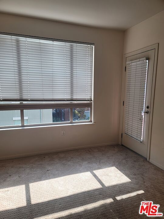 1st image of 100 S Alameda St Unit 453