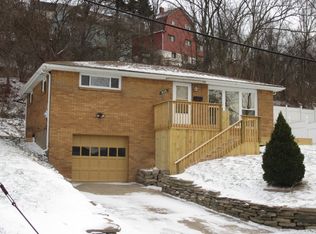 828 10th St, Pitcairn, PA 15140