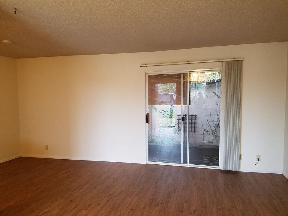 1st image of 1924 West Dr APT 1