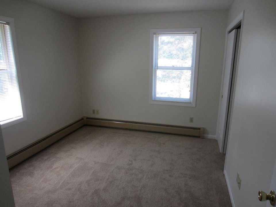 127 Plattsburg Ave Burlington, VT, 05408 Apartments for Rent Zillow