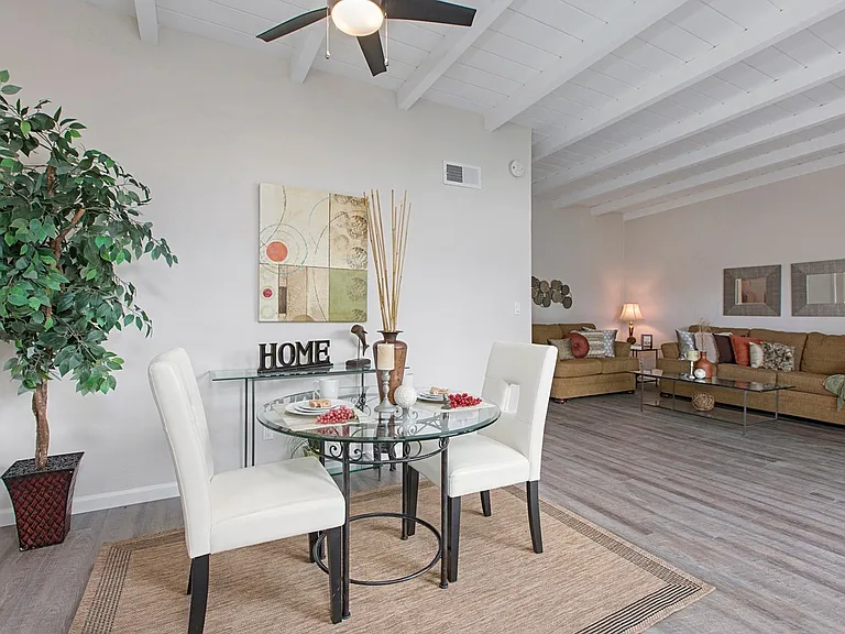 Palms Patio Apartment Homes — Photo 7