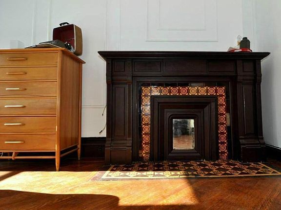 5th image of 107A Halsey St APT 2