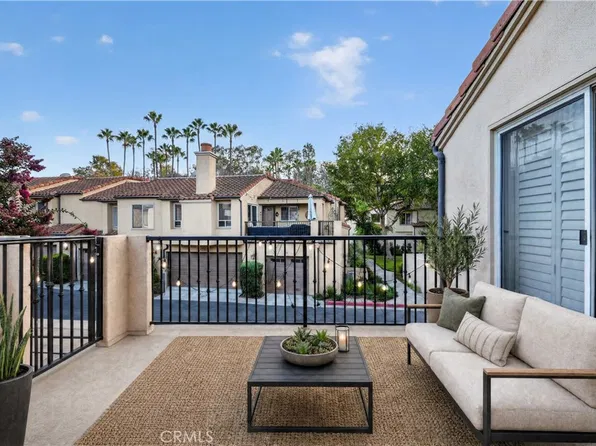 88 Corsica Dr, Newport Beach, CA 92660
