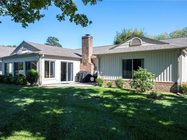 138 Spyglass Dr, Advance, NC 27006