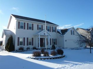 7105 Maple Point Dr, Madison, WI 53719
