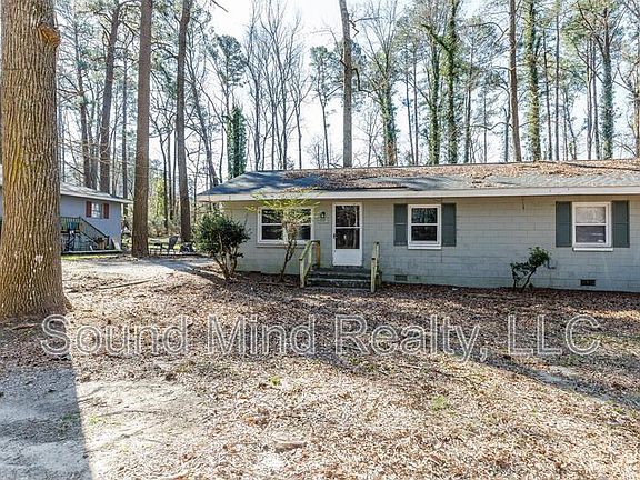 2nd image of 717 Woodland Rd