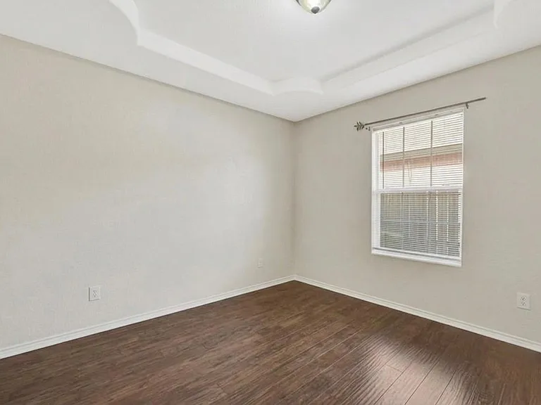 18723 Driftwood Springs Dr — Photo 4