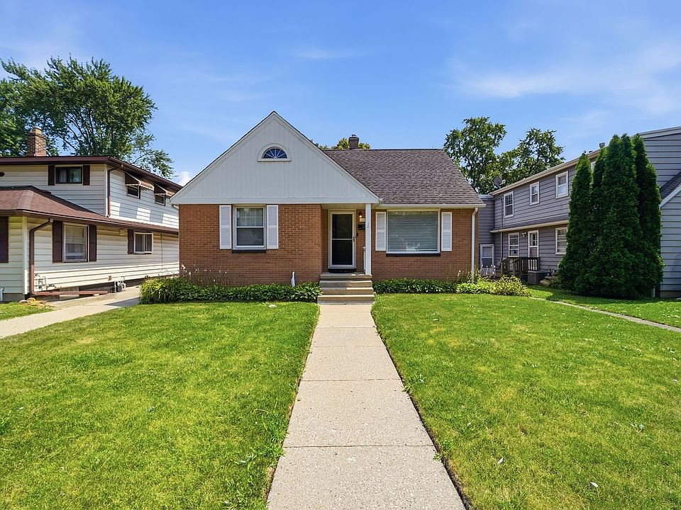 1st image of 1009 Leith Ave
