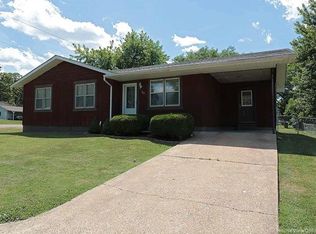 115 S Parkside St, Desloge, MO 63601