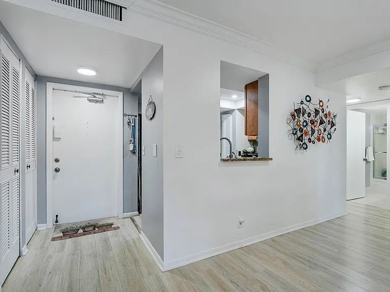 14849 Cumberland Dr #2070 — Photo 7