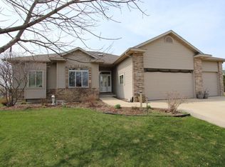 1117 Gruennert Ct, Jefferson, WI 53549
