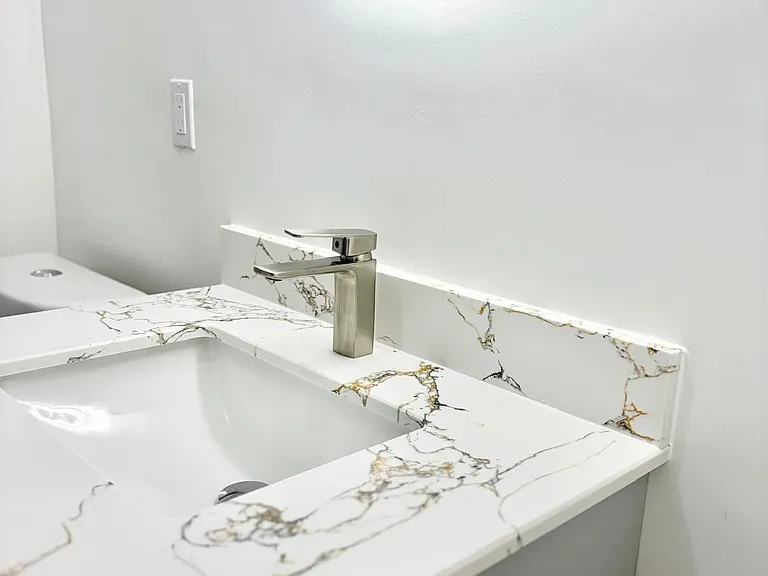 275 Lauder Ave #2 — Photo 18
