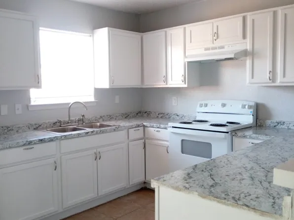 8009 Chipping, San Antonio, TX 78239