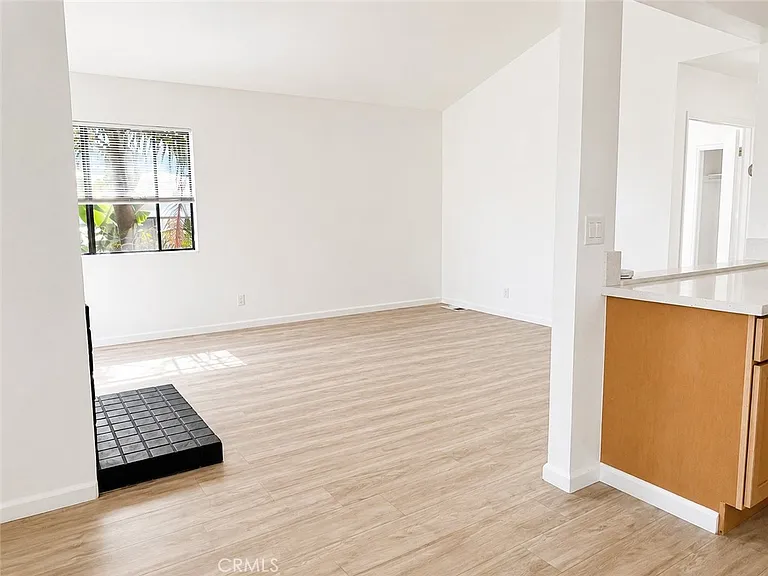 3209 Clay St — Photo 20