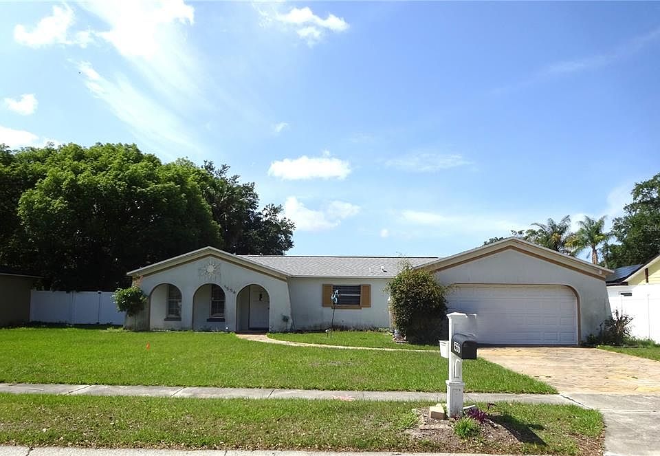 1st image of 1556 HEATHER WAY