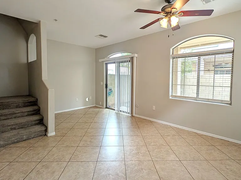 2727 N Price Rd #19 — Photo 12