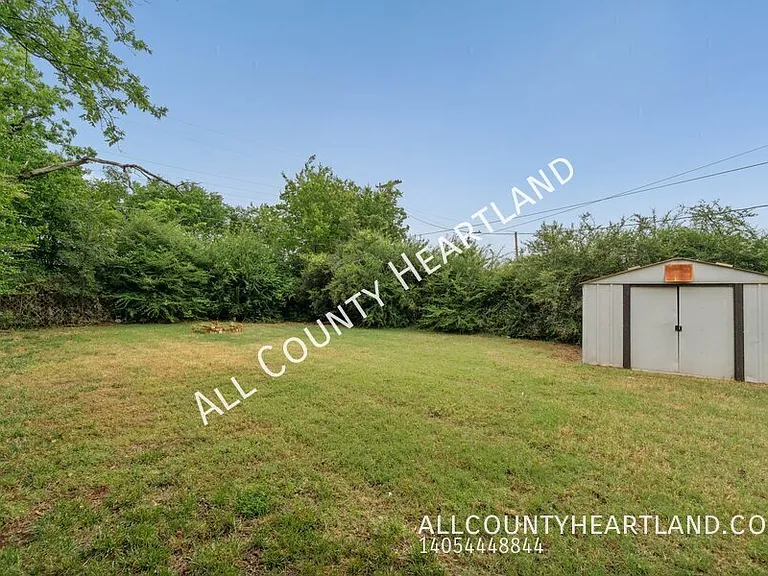 2109 NW 31st St — Photo 10