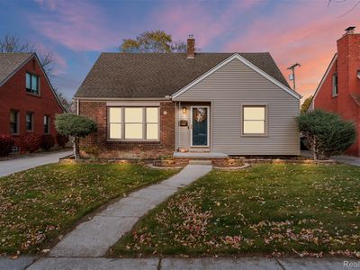 15570 Angelique Ave, Allen Park, MI, 48101