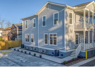 195 Romney St #D, Charleston, SC 29403