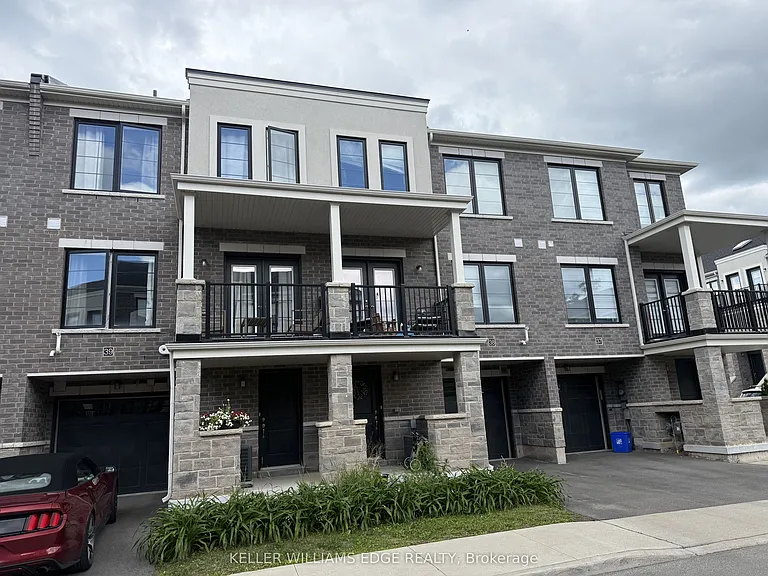 383 Dundas St E #38 — Photo 3