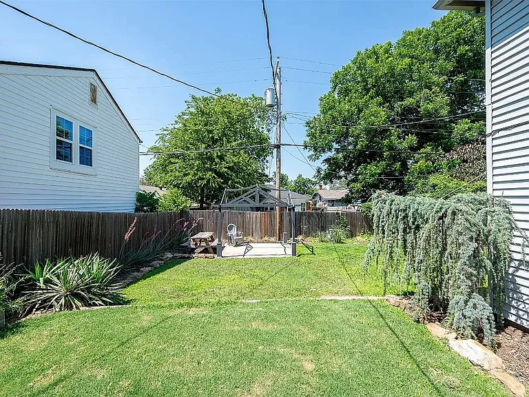 1413 NW 19th St — Photo 18