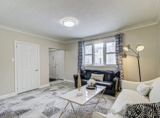 52 Athabaska Ave, Toronto, ON M2M2T9
