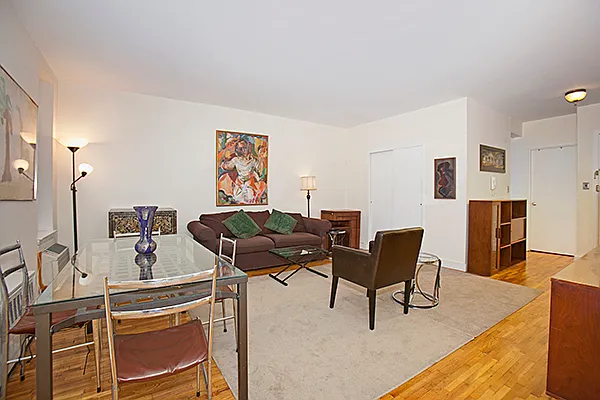 Rented by Maison International | media 22