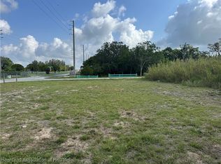 Weeping Willow Ave, Sebring, FL 33870