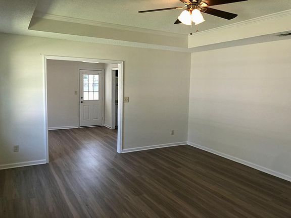 4th image of 4167 Hamilton Cir
