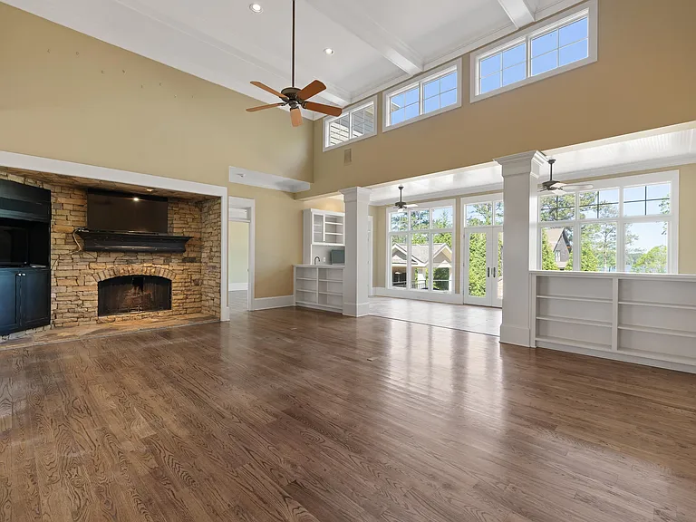 130 Iron Horse Dr — Photo 24