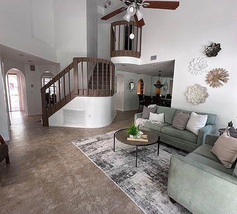 4th image of 2571 Sykes Creek Dr